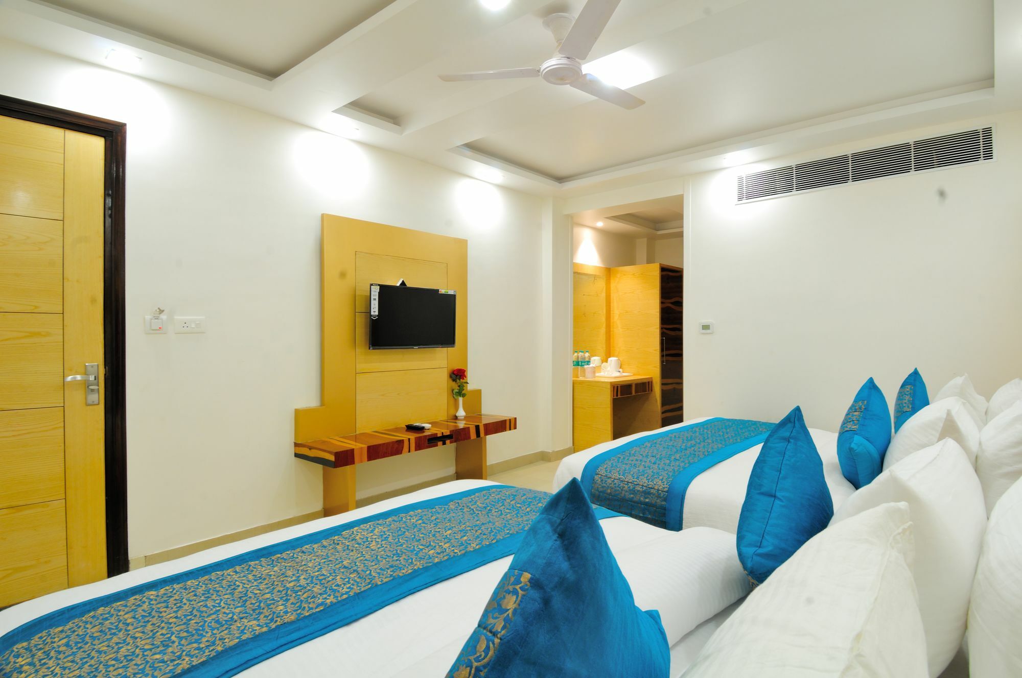 The Gold Inn - Paharganj Nueva Delhi Exterior foto